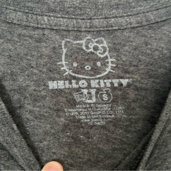 Hello Kitty UBC T Shirt Grey - Picture 2 of 2